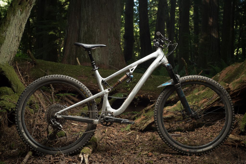 barracuda rock mountain bike